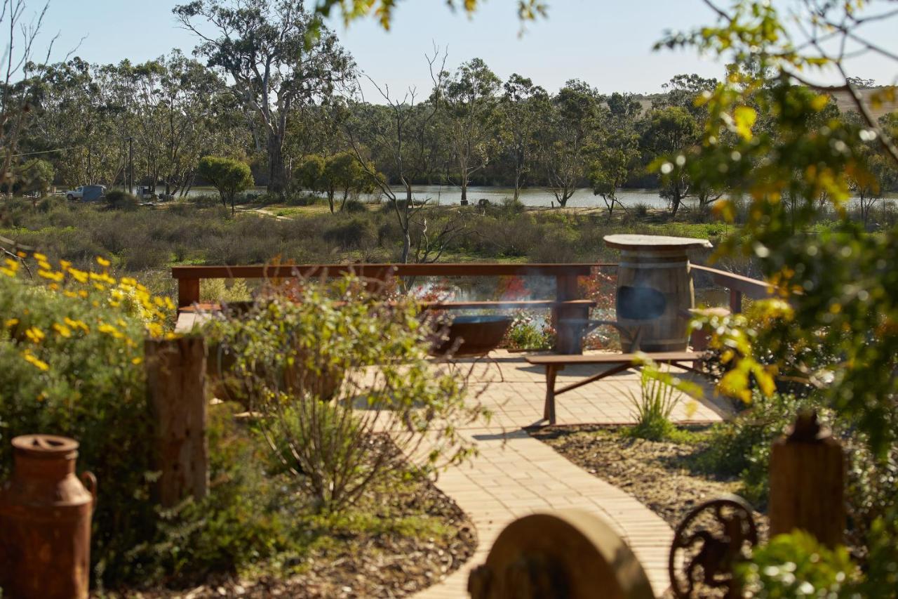 Lake Bywater Cottage Walker Flat 外观 照片