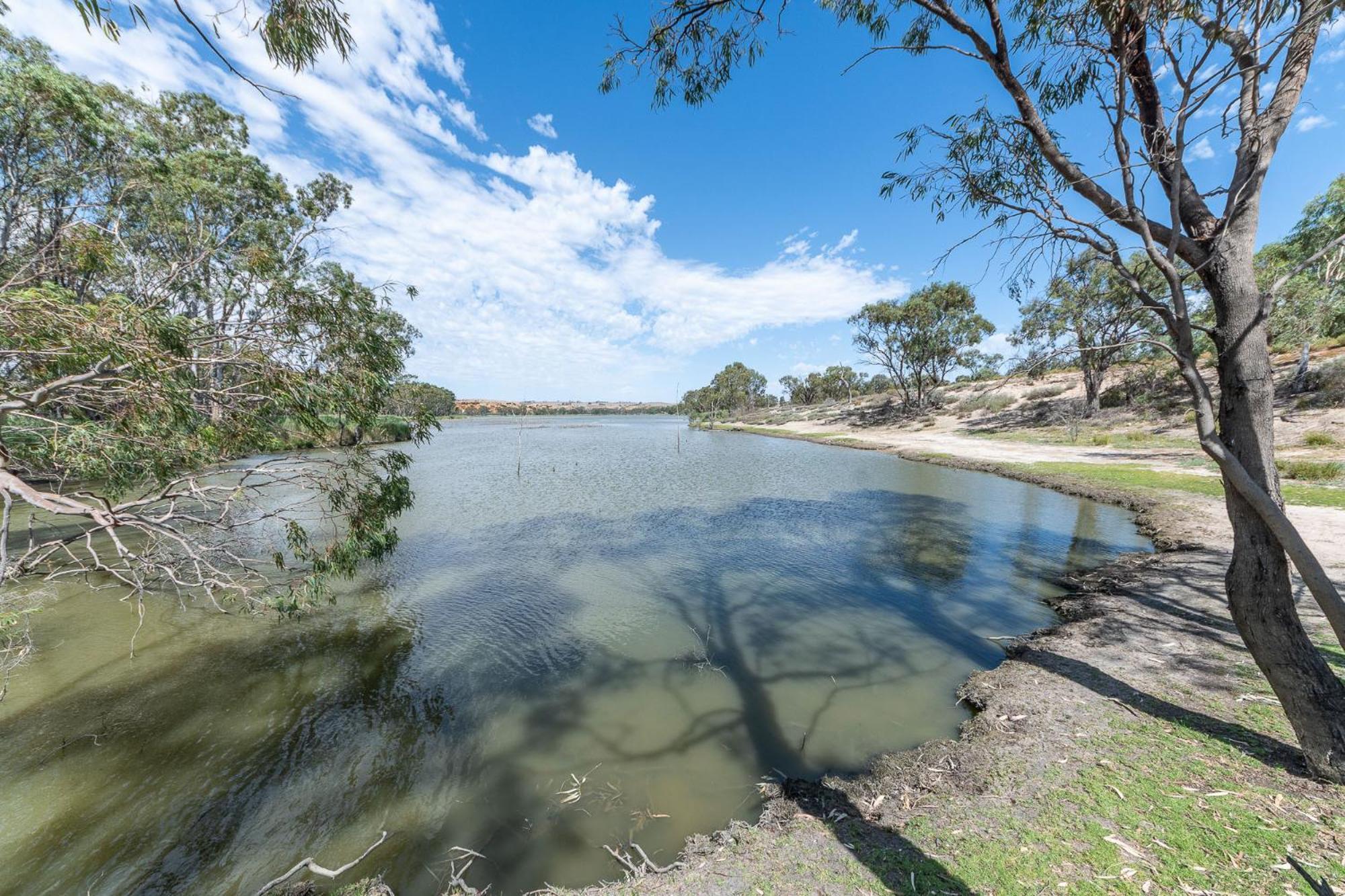 Lake Bywater Cottage Walker Flat 外观 照片